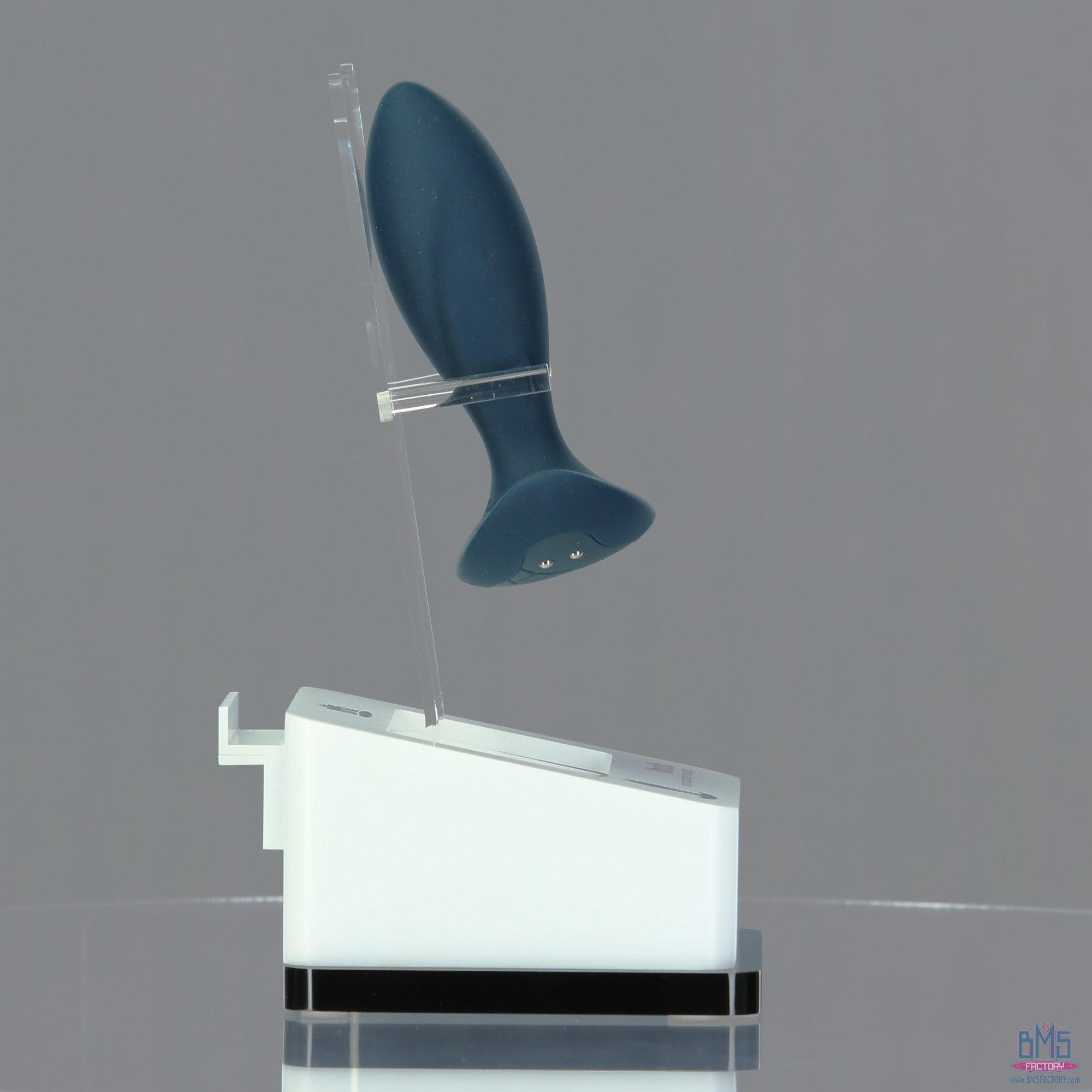 LUX active - Throb - Masseur anal pulsant de 11,4 cm - Télécommande incluse