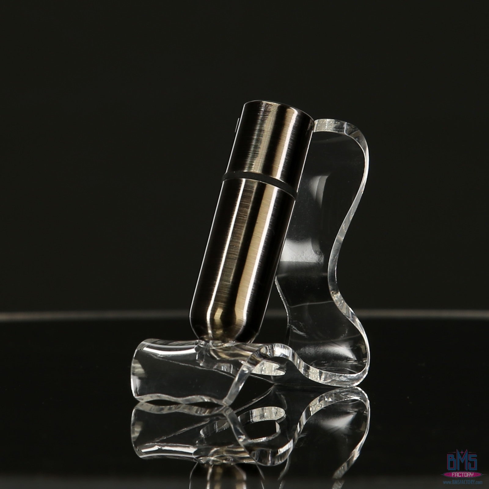 BMS - Balle de première classe - Vibromasseur Balle 2,5" avec pochette porte-clés - Gun Metal