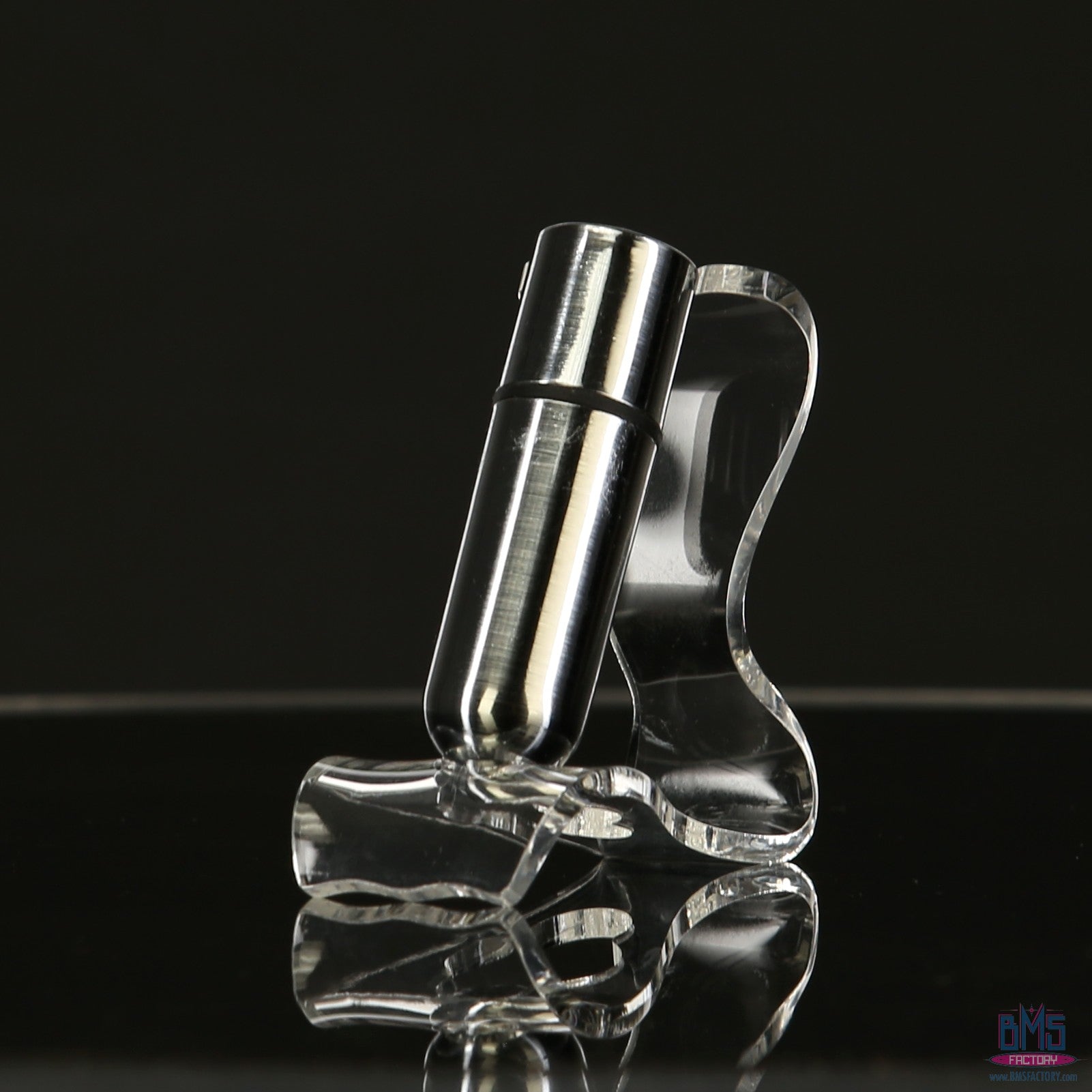 BMS - Balle de première classe - Vibromasseur balle de 2,5" avec pochette porte-clés - Argent