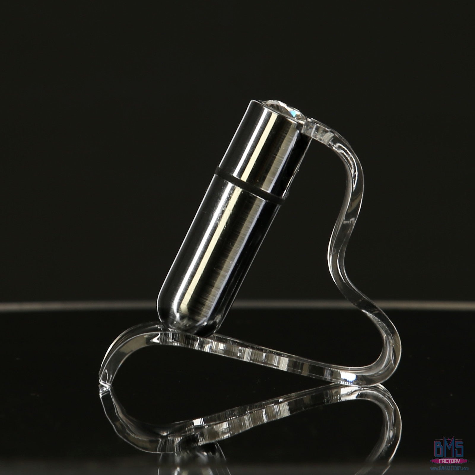 BMS - Balle de première classe - Vibromasseur balle de 2,5" avec pochette porte-clés - Argent