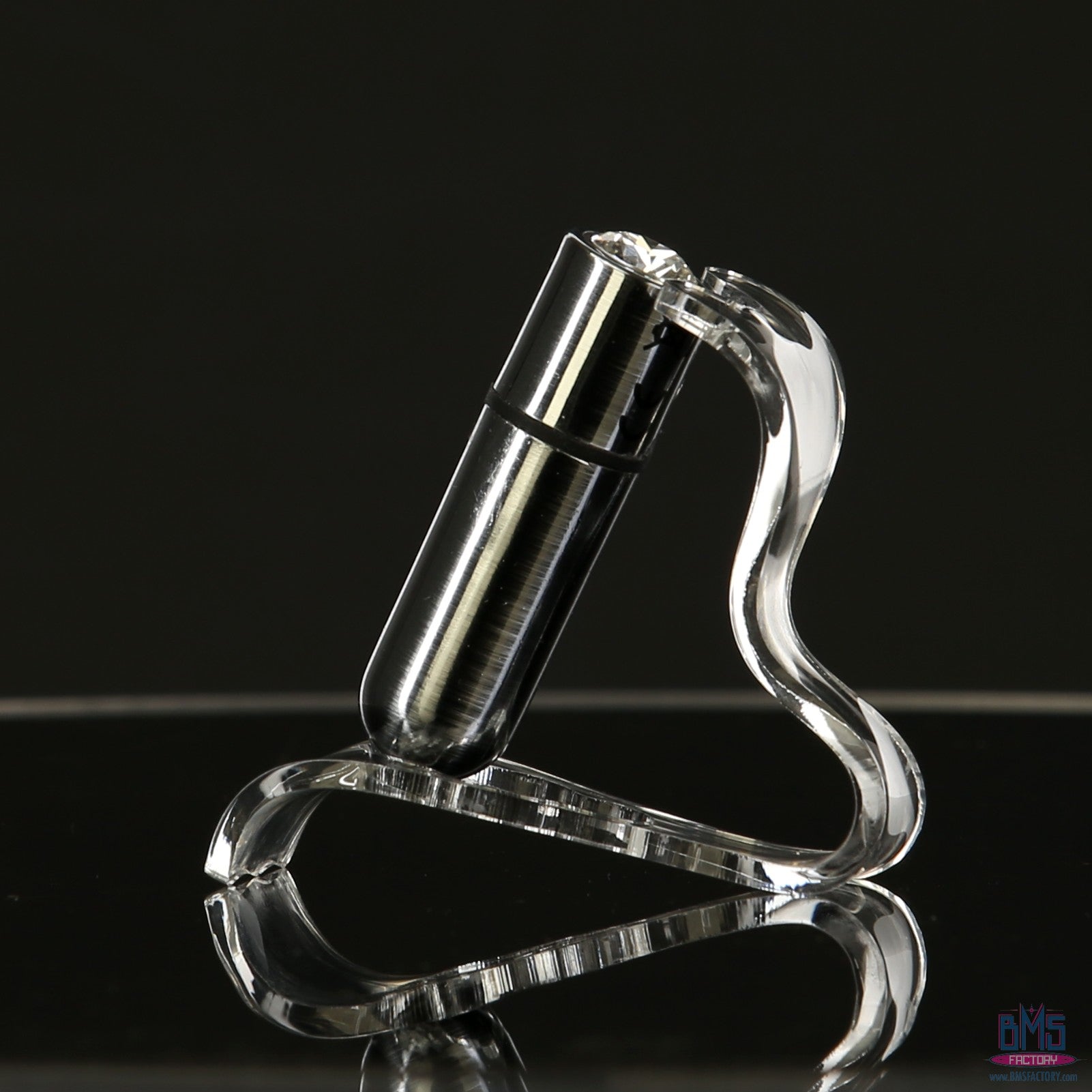 BMS - Balle de première classe - Vibromasseur balle de 2,5" avec pochette porte-clés - Argent