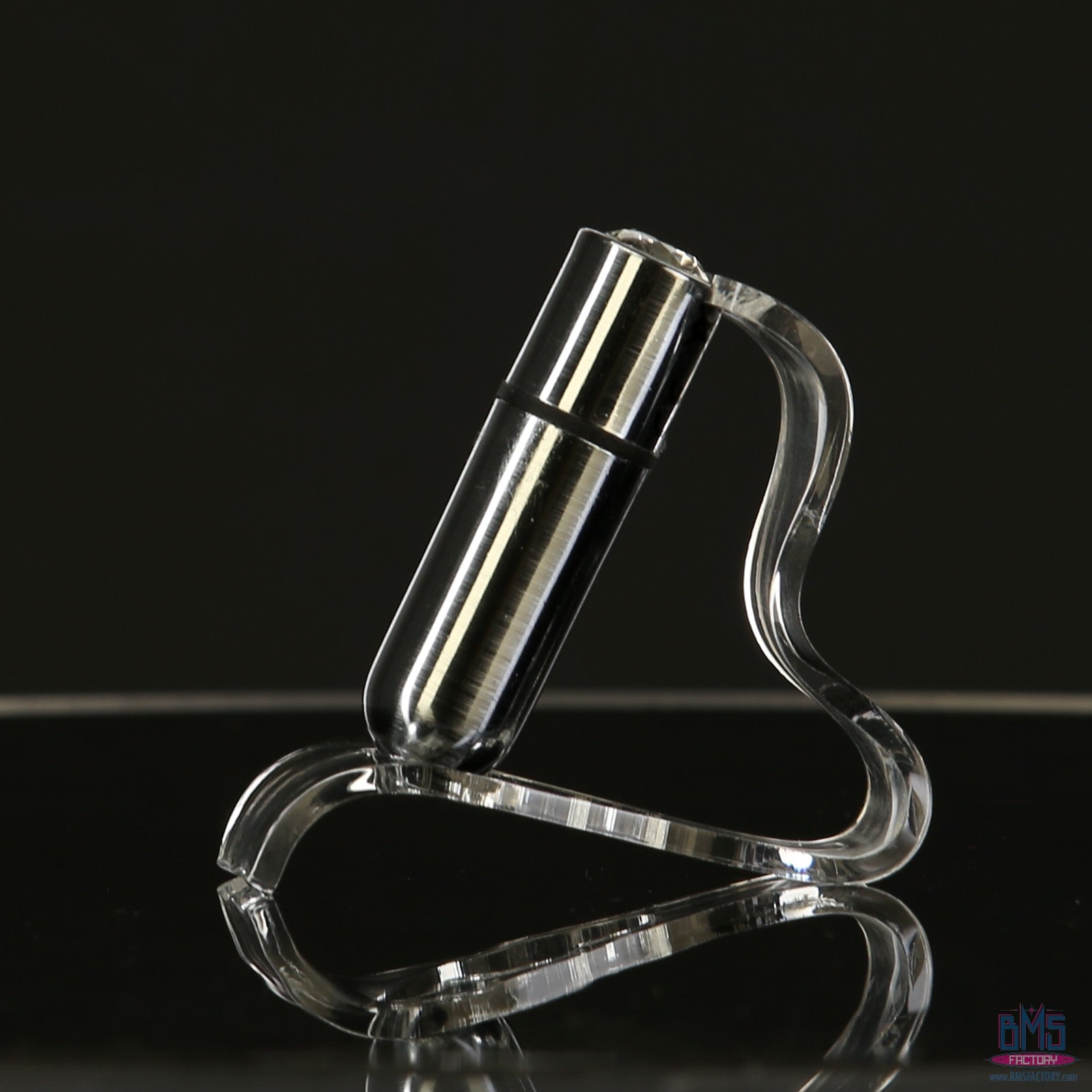 BMS - Balle de première classe - Vibromasseur balle de 2,5" avec pochette porte-clés - Argent