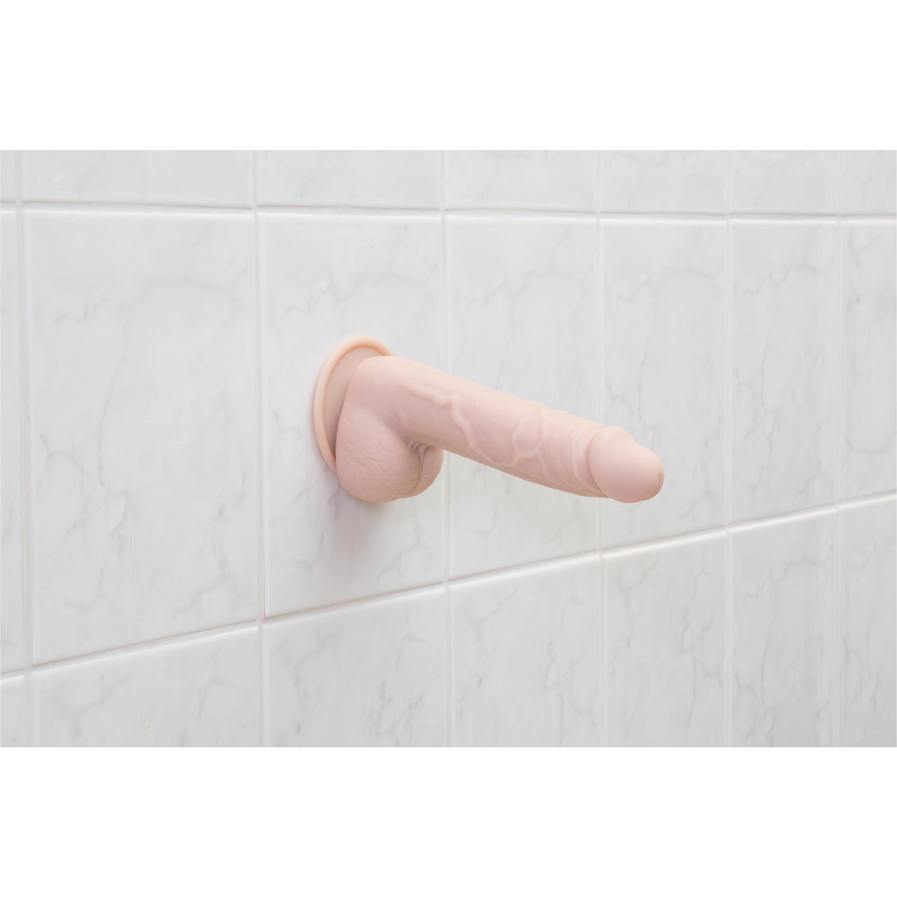 Addiction - Godemichet de 19 cm avec testicules - Beige