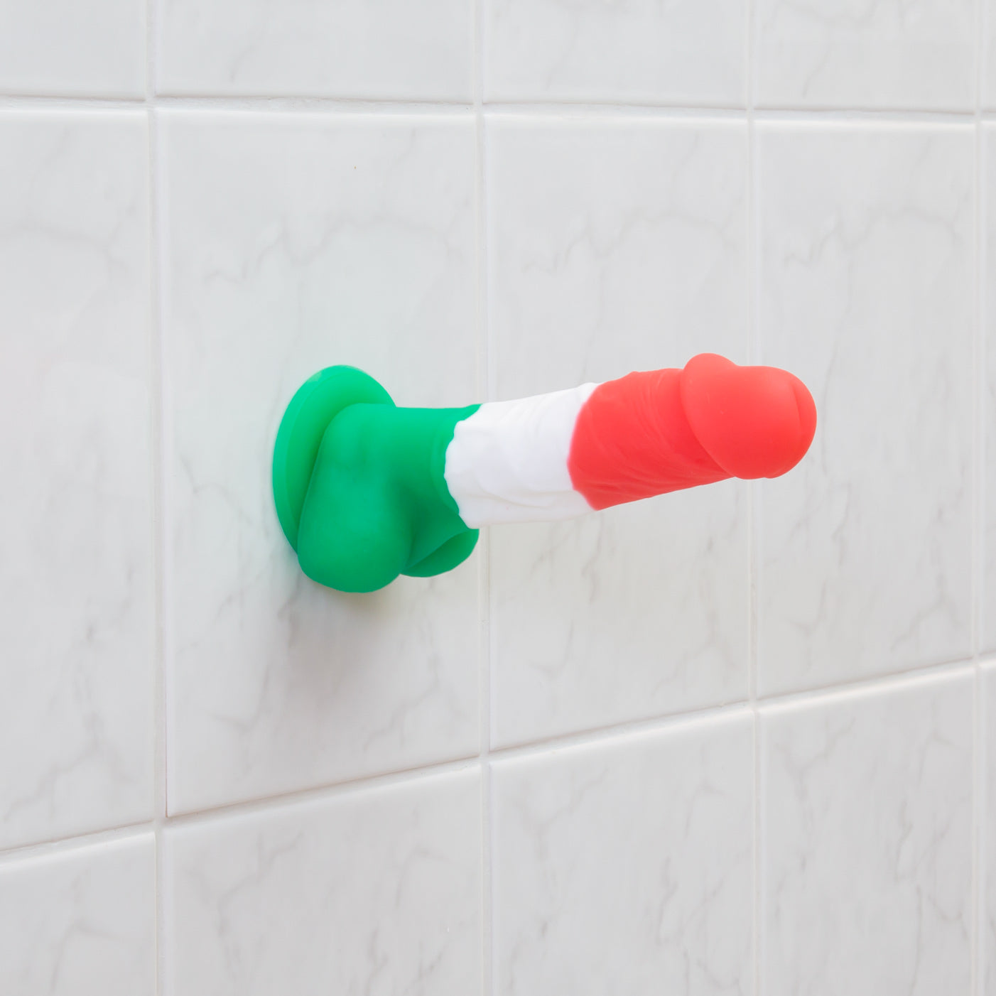 Pure Love® - Godemichet réaliste tricolore avec base à ventouse – 17,8 cm