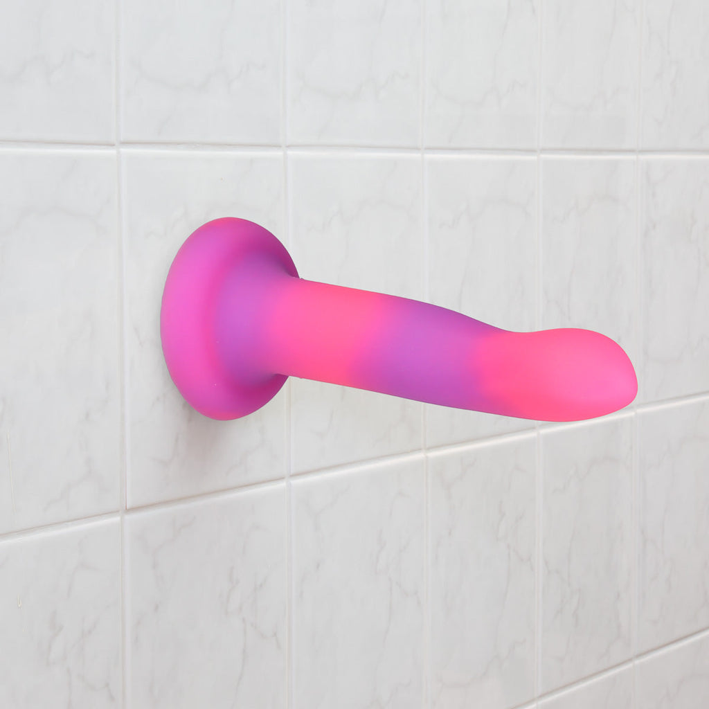 Rave by Addiction - Godemichet phosphorescent 20 cm - Rose violet