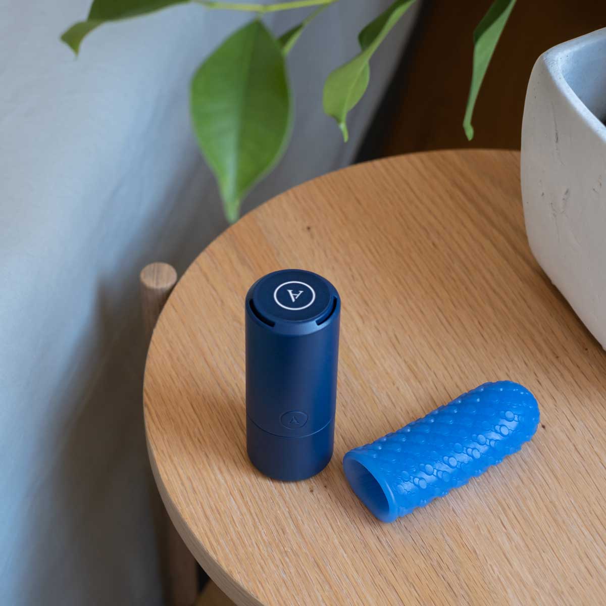 We-Vibe Arcwave Ghost Stroker Blue